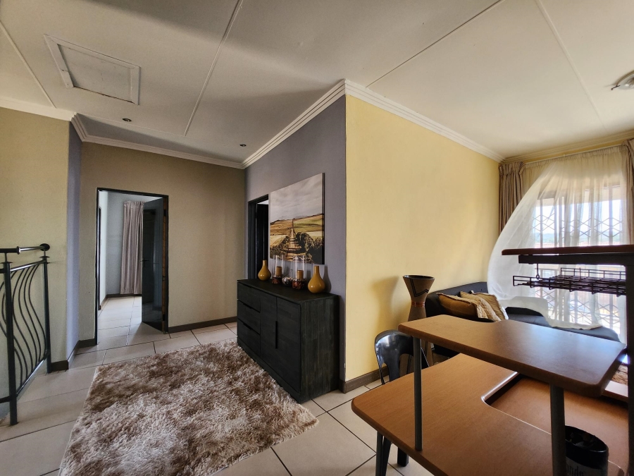 4 Bedroom Property for Sale in Tlhabane West North West